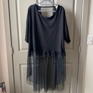 Black top that can be so many things!  Never worn!
